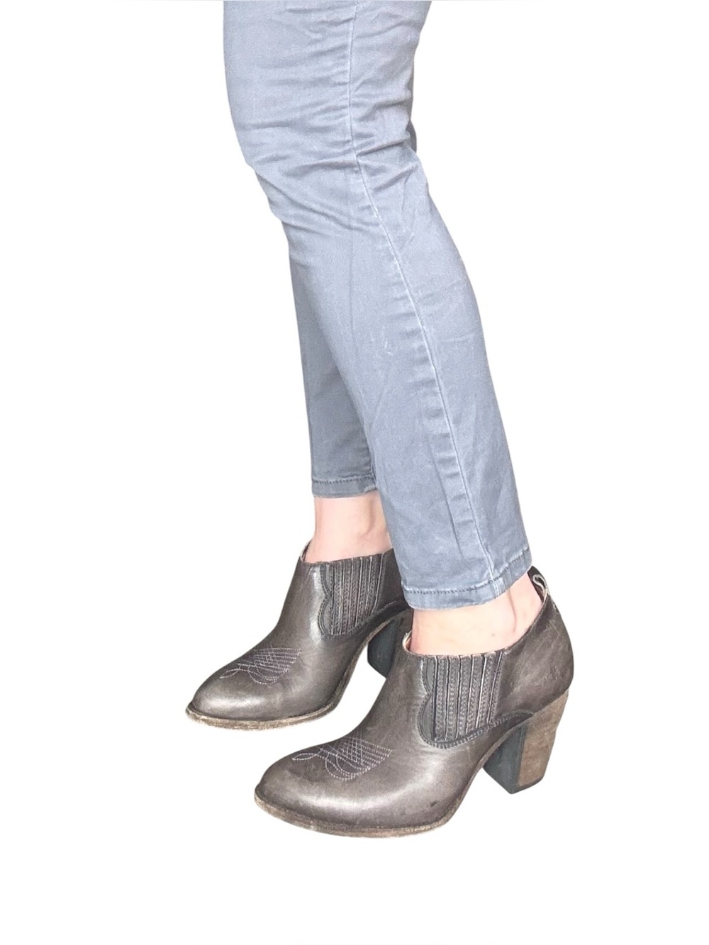 Frye booties “Ilana Shootie” Size 8